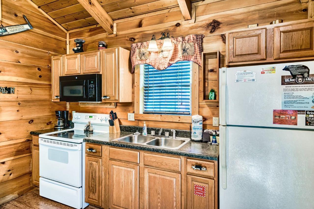 Mama Bear'S Moonshine Ridge Villa Gatlinburg Eksteriør billede