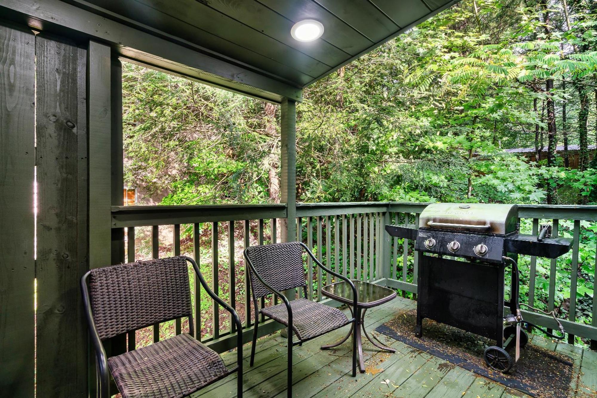 Mama Bear'S Moonshine Ridge Villa Gatlinburg Eksteriør billede